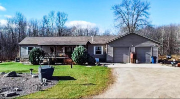 4017 Bayside Road, Suamico, WI 54173-8545