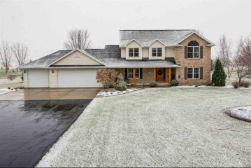 W3855 Lone Oak Drive, Center, WI 54913-8704