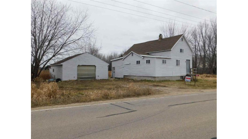 8843 Hwy I Oconto Falls, WI 54154 by RE/MAX North Winds Realty, LLC $39,900