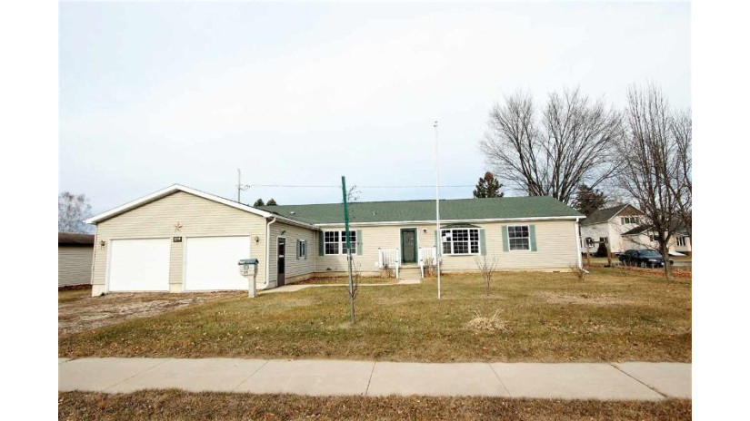 415 2nd Street Oconto, WI 54153 by Coldwell Banker Real Estate Group $85,000