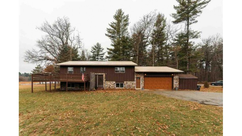 W6505 Homewood Avenue Wescott, WI 54166 by Symes Realty, Llc $234,900