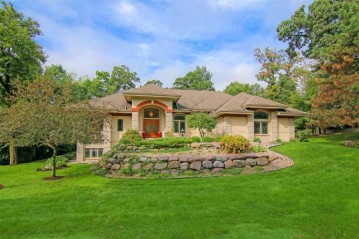 4693 Signature Dr, Westport, WI 53562