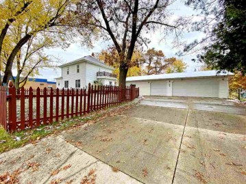 204 S 5th Ave, Albany, WI 53502