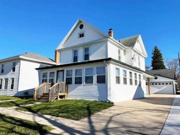 308 Roberts St, Cambria, WI 53923