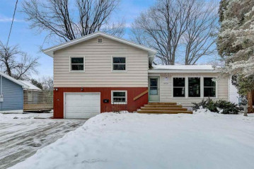 602 Bartels St, Monona, WI 53716