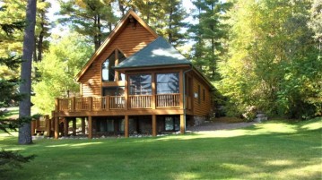 11589 Rustic Retreat Dr, Minocqua, WI 54548