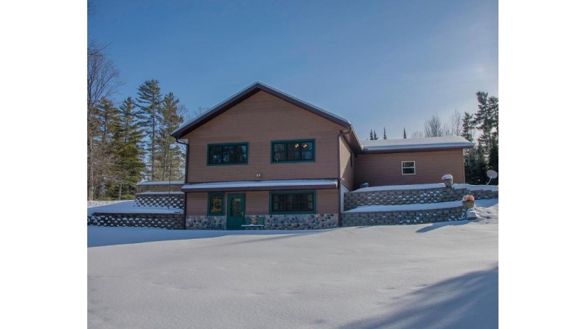 4050 Sucker Springs Ln Eagle River, WI 54521 by Re/Max Property Pros $269,000