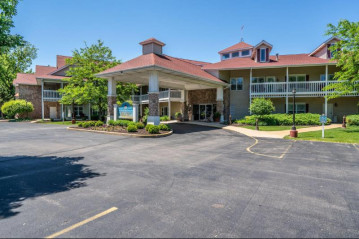 1505 S Shore Dr 321, Delavan, WI 53115-3624