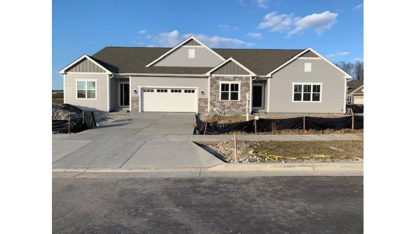 7800 W Park Circle Way S Franklin, WI 53132 by Halen Homes, LLC $384,900