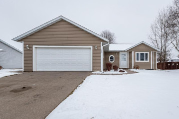 609 Lee Dr, West Salem, WI 54669