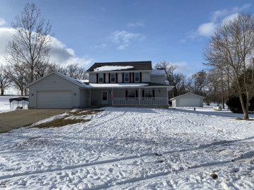 317 Schwantz Rd, Pardeeville, WI 53954