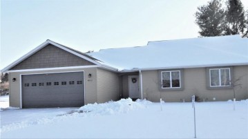 4033 Spring Ct, Sheboygan, WI 53083