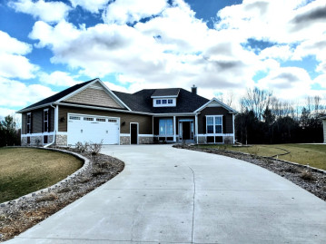 4525 Alyssa Ln, Sheboygan, WI 53083-9701