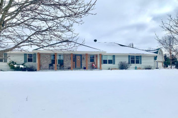 N6550 Valley View Ln, Hubbard, WI 53035-9525