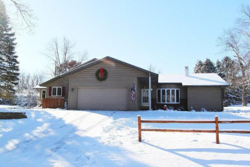 N7580 State Park Rd, Whitewater, WI 53190-4334