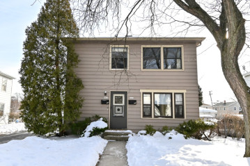 4623 W Tripoli Ave 4625, Milwaukee, WI 53220-2118