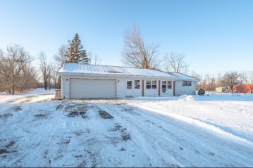 N3094 Bates Rd, Lyndon, WI 53011-1314