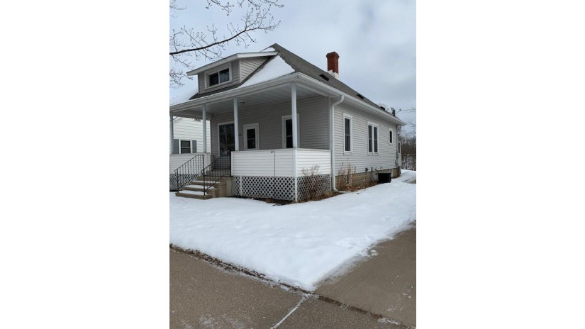 600 Washington Street Melrose, WI 54642 by Cb River Valley Realty/Brf $69,000