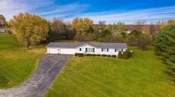 2016 E Water Road, Byron, IL 61010