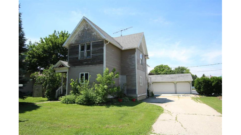 118 S 1st Street Oakfield, WI 53065 by Adashun Jones, Inc. $69,900