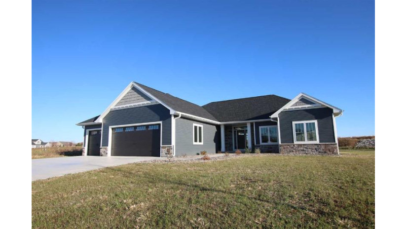 W7059 Ridgeline Trail Greenville, WI 54942 by Adashun Jones, Inc. $477,900