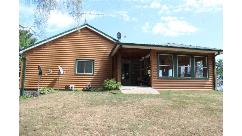 E6041 Evanswood Road Weyauwega, WI 54983 by Beiser Realty, LLC $214,900