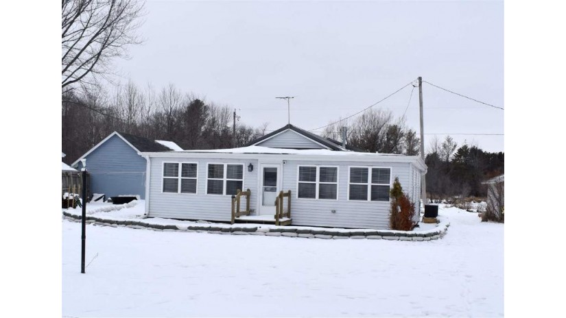 4900 Hwy N Pensaukee, WI 54153 by Mark D Olejniczak Realty, Inc. $159,900