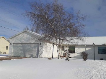 2412 N Skylark Drive, Grand Chute, WI 54914