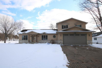 W3611 Orchard Avenue, Princeton, WI 54941-0000