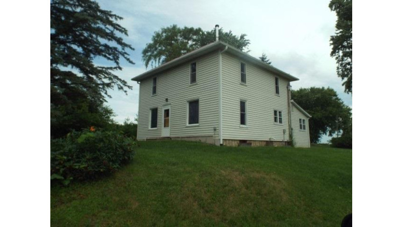 12324 Muntz Dr Clayton, WI 54655 by Jim Sullivan Realty, Inc. $150,000