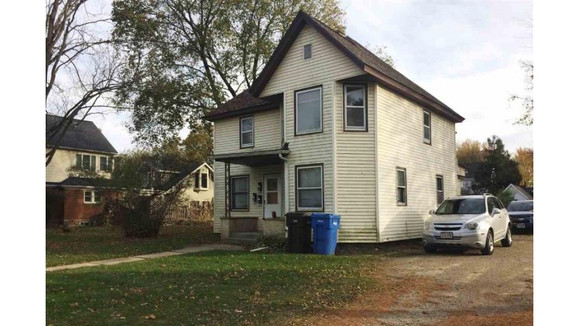 7215 University Ave Middleton, WI 53562 by Re/Max Preferred $299,900