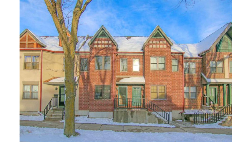 137 S Franklin St 5 Madison, WI 53703 by First Weber Inc $409,900