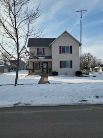 421 N Washington St, Cuba City, WI 53807