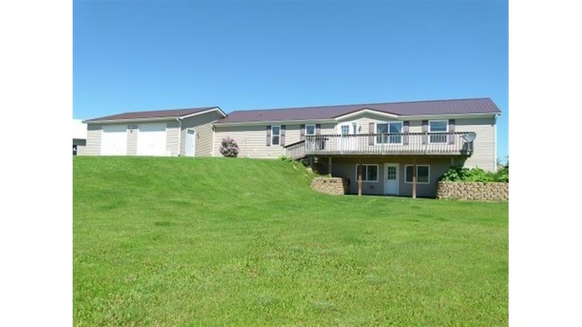 11334 Dyer Rd North Lancaster, WI 53809 by Fsbo Comp $250,000