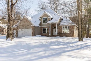 6409 Red Oak Court, Weston, WI 54476