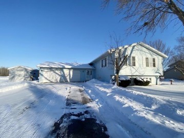 212131 Serene Street, Stratford, WI 54484