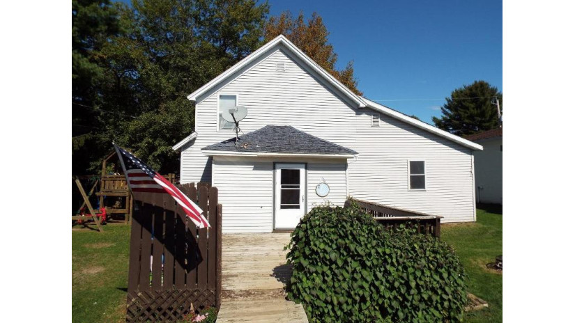 633 School St White Lake, WI 54491 by Bolen Realty, Inc $84,900