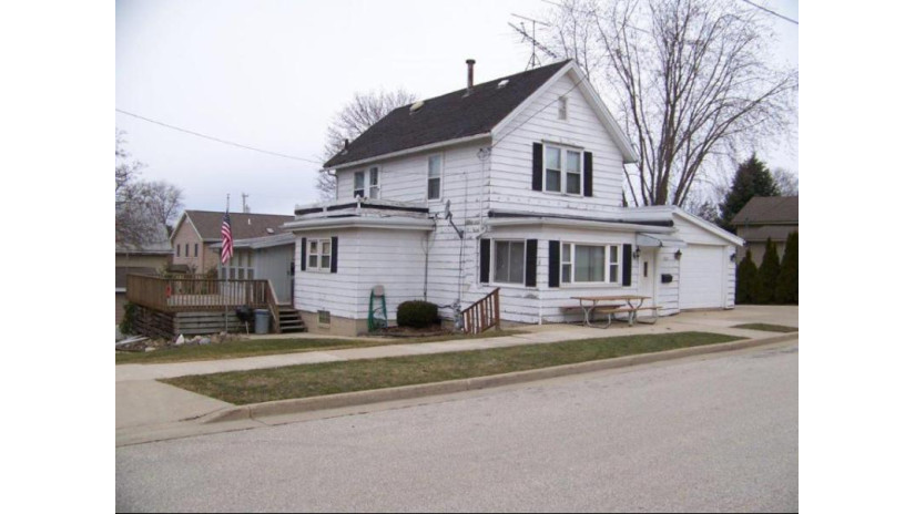 319 Butler St Random Lake, WI 53075 by Krier Realty Inc $115,900