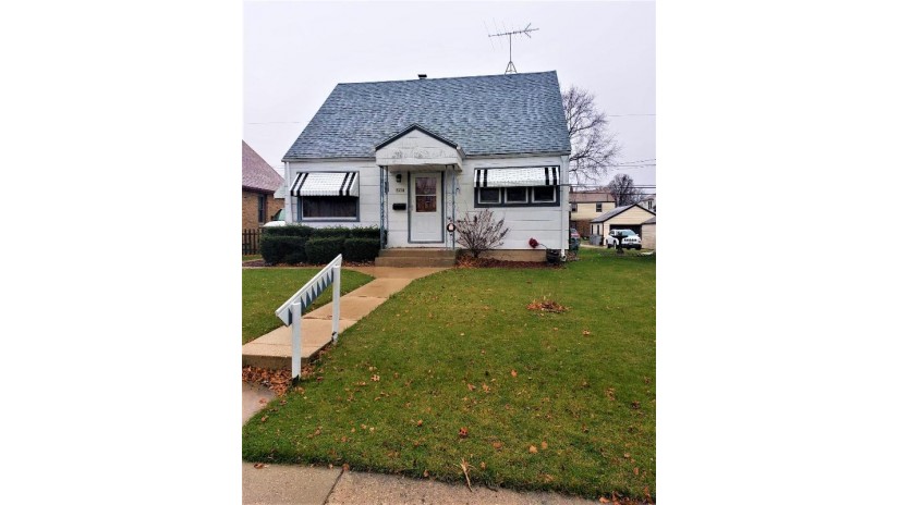 3433 S 19th ST Milwaukee, WI 53215 by RE/MAX Market Place $155,995