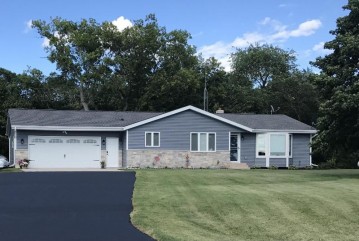 N9227 Willow Rd, Marshfield, WI 53079