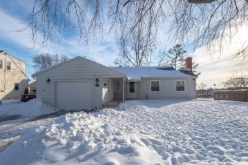 1720 Monroe St, New Holstein, WI 53061-0001