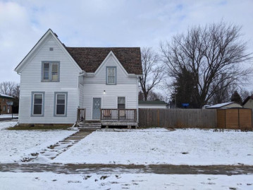 612 Cross St, Clinton, WI 53525-9793