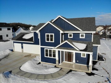 N6755 Saddle Ln, Lake Mills, WI 53551-5355