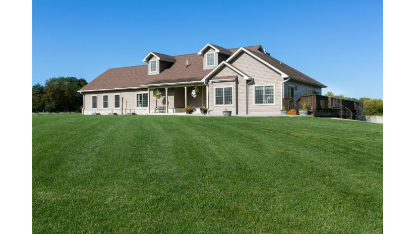 7638 W 5 Mile Rd Raymond, WI 53126 by RE/MAX Newport $689,900