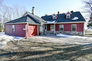 3695 Badger Rd, Kewaskum, WI 53040