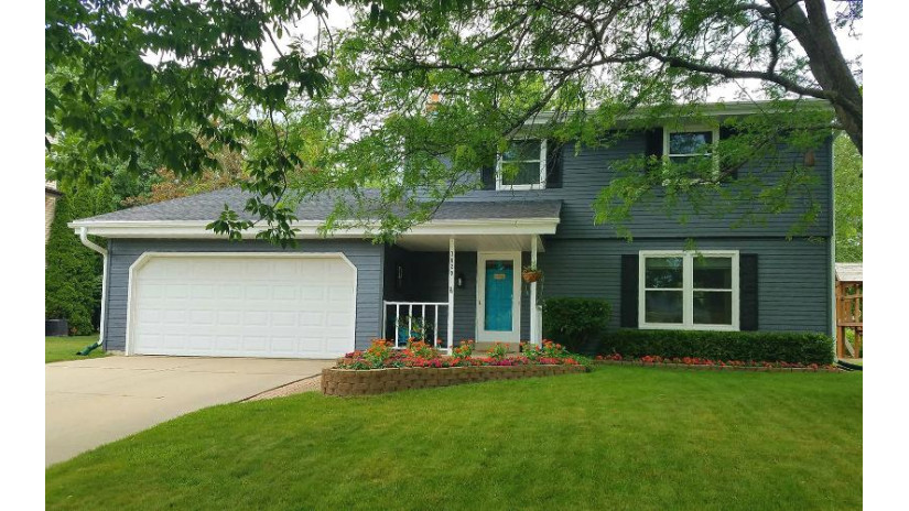 7020 W Imperial Dr Franklin, WI 53132 by RE/MAX Realty Pros~Milwaukee $358,900