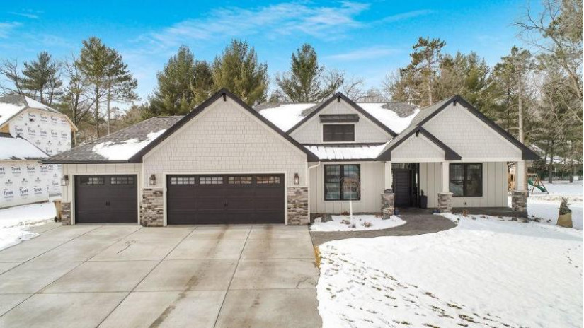 3738 Crest Ridge Court Eau Claire, WI 54701 by Elite Realty Group, Llc $669,900