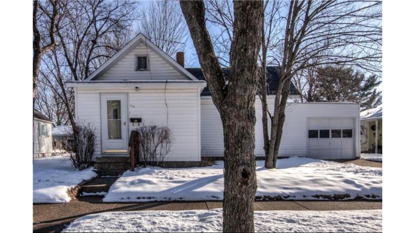 645 Maple Street Chippewa Falls, WI 54729 by Cb Brenizer/Chippewa $134,900