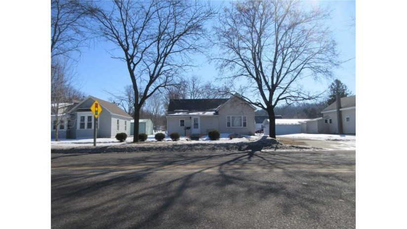 907 East Prospect Street Durand, WI 54736 by Westconsin Realty Llc $94,600