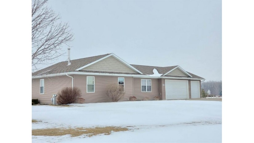 4199 Marquart Lane Omro, WI 54963 by Keller Williams Fox Cities $319,900